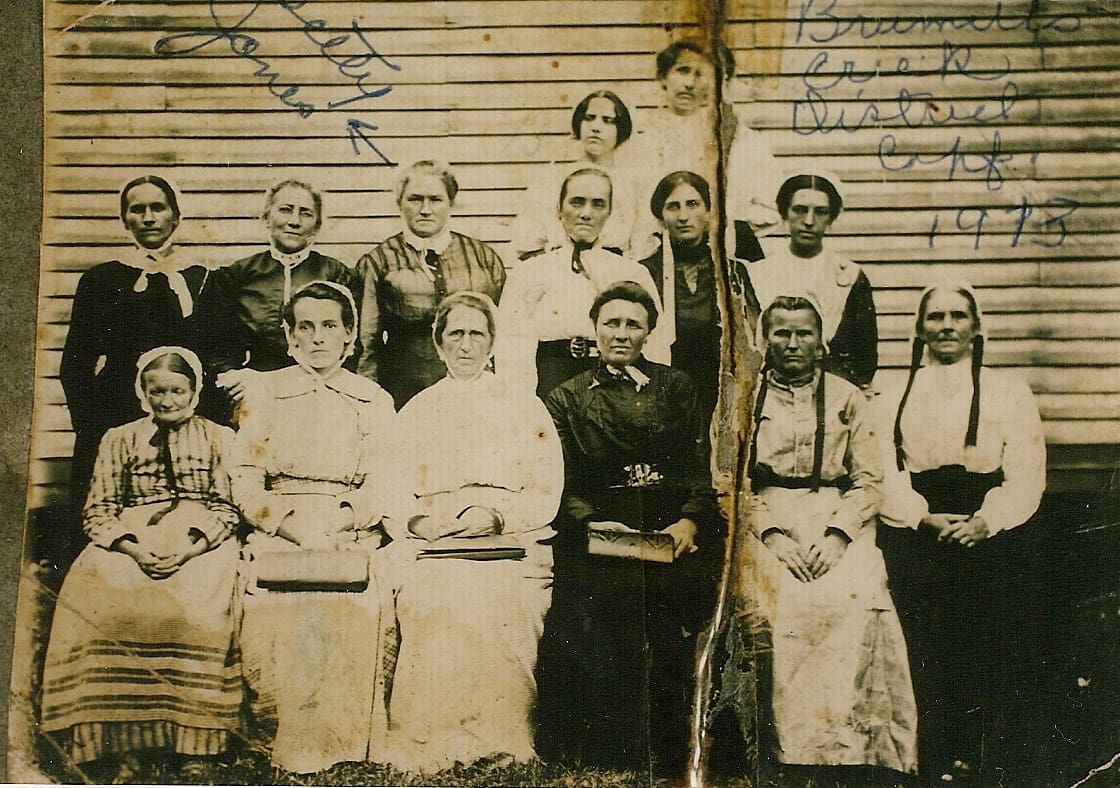 Brummetts Creek Brethren Church Women 1913